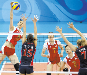 昨日,北京,奥运会女子排球比赛中,赵蕊蕊奋力扣杀