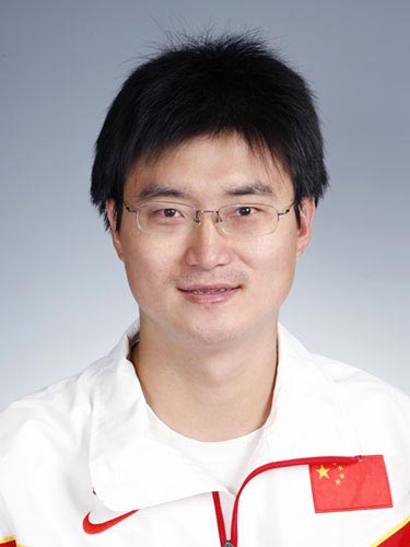 图文-北京奥运中国代表团网球队队员 队医刘剑伟