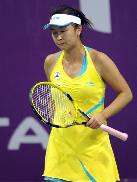 图文-卡塔尔赛彭帅惨遭逆转出局 神情落点落寞