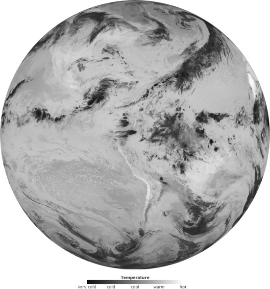 卫星绘制热能分布图阐明云层与气候变化关系