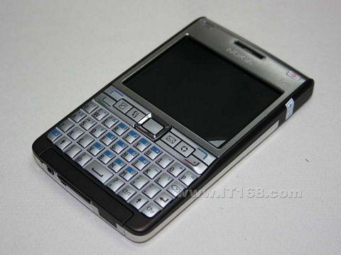 商务经典诺基亚全键盘e61i售价2980