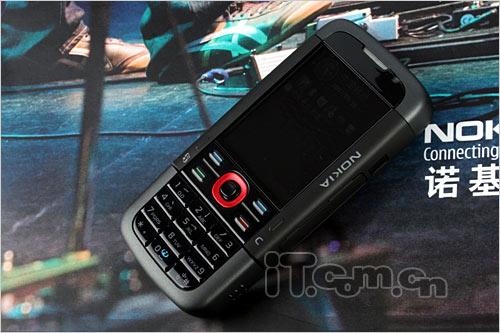 s60智能诺基亚5700变形金刚版售2399