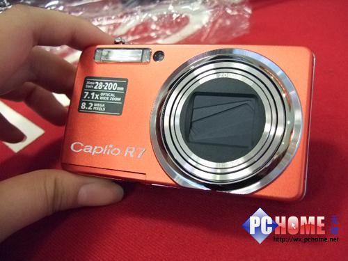 完美开学礼 八款缤纷色彩卡片相机盘点(2)