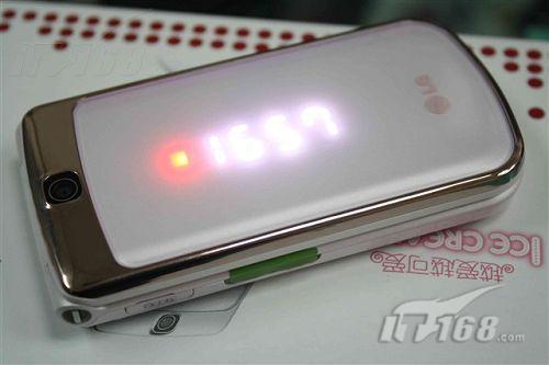 冰淇淋二代 lg女性翻盖gd310仅售1350_手机_科技时代_新浪网