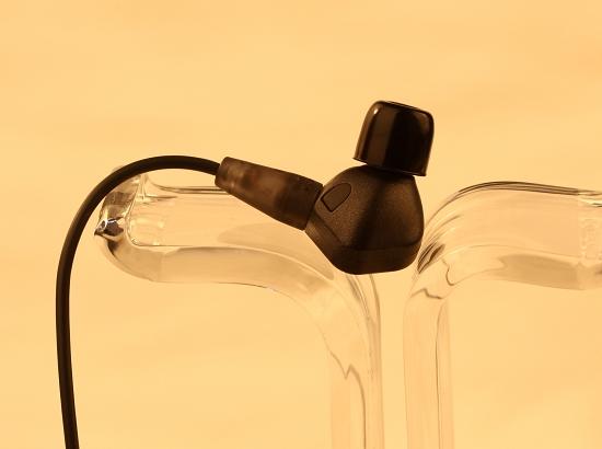 动圈耳塞中的孤胆英雄 森海塞尔ie8图赏