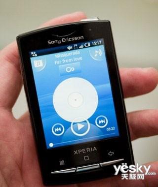 因此索爱又推出了x10的mini版,并冠以x10mini的型号,配置略有降低