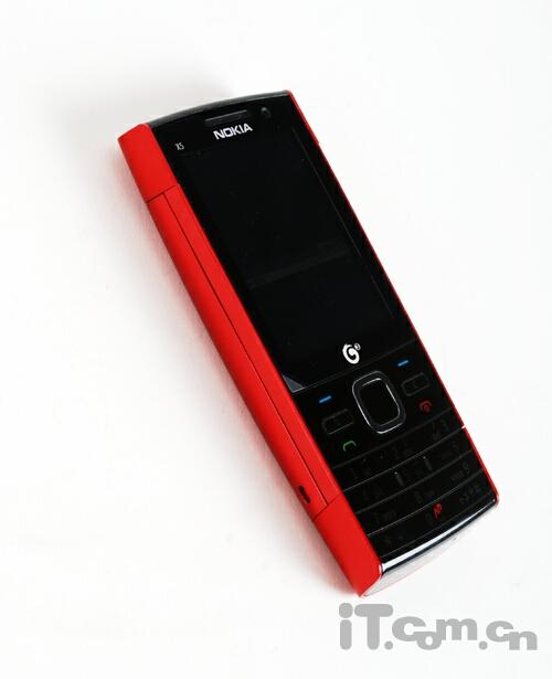 图为:诺基亚x5-00手机