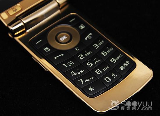 奢华时尚外观 三星3g翻盖机s6888评测(3)_手机_科技时代_新浪网