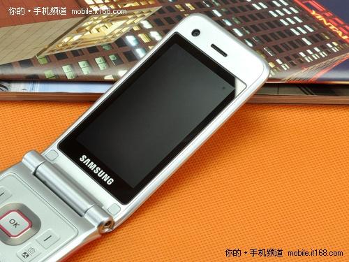 时尚外屏led翻盖机 红色三星s5520图赏_手机_科技时代_新浪网