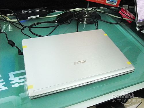 2011最强轻薄力作 华硕u31jg仅4k8_笔记本_科技时代_新浪网