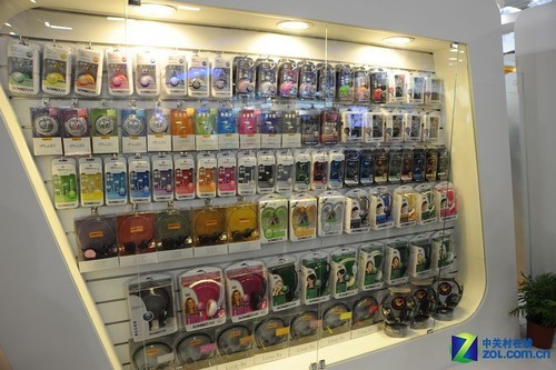 computex2011时尚耳机展示