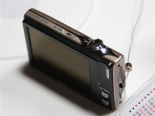 平价卡片相机热卖 尼康s4000仅售1380