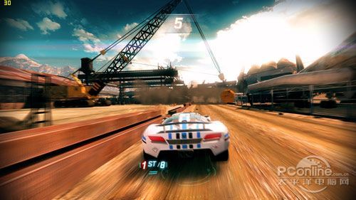 赛车游戏大作《争分夺秒》介绍(3)