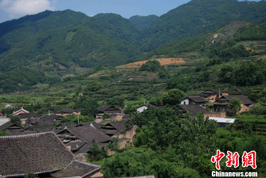 福建最美乡村"楼下村":古民居群风雨飘摇