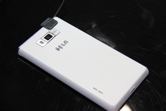 l系列开山之作 lg optimus l7真机实拍_手机_科技时代_新浪网