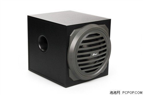 霸气十足的真英雄 三诺h-228有源音箱