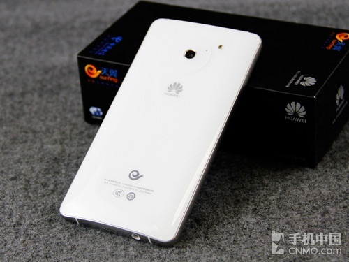 1080p超大屏双卡四核 华为ascend d2评测