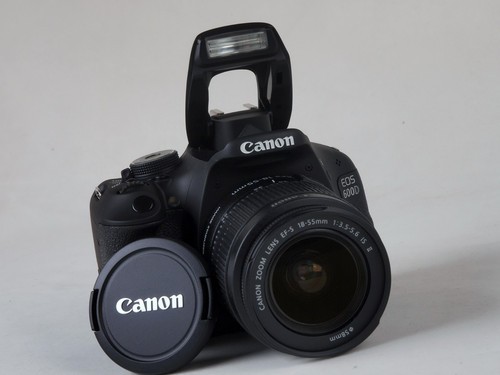 翻转屏高清单反佳能600d套机济南促