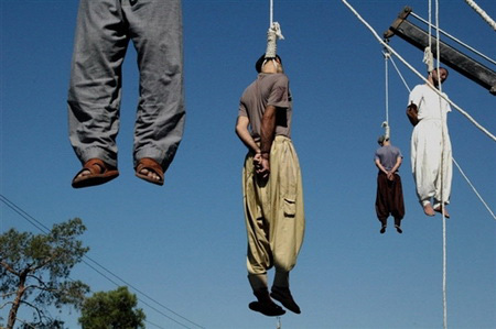 西班牙绞刑图片
