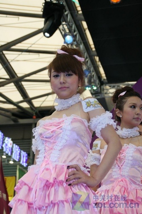 chinajoy2009悠遊展臺(五)這麼的美女代表是邪惡嗎?