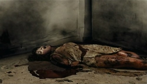 记叙了置身于残忍战争之中的年轻美国士兵在道德与良知世界中的迷失与