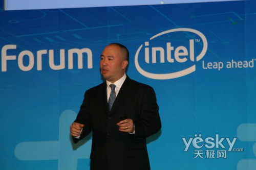 芯心相印共成长 Intel杨叙2008 IDF主题演讲_硬件_科技时代_新浪网