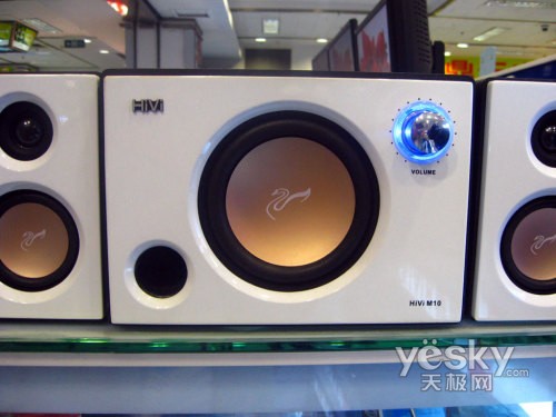 1的声音美学境界!惠威m10音箱市售350元
