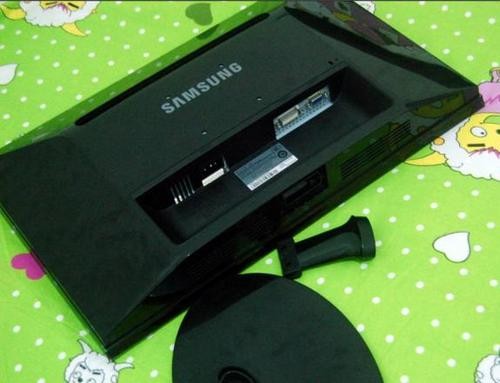 三星p2250液晶显示器