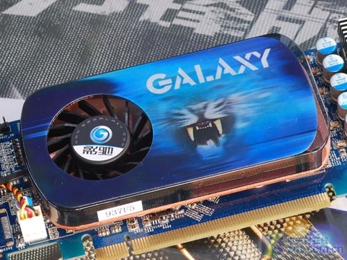 缩小pcb不缩性能影驰9600gt刀锋699元