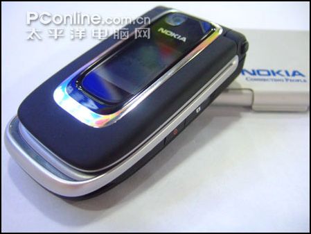 诺基亚"6"系列翻盖手机6131 降价