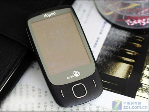 图为:多普达touch手机