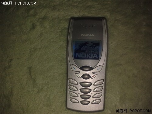 曾经诺基亚8250的蓝屏倾倒了无数人