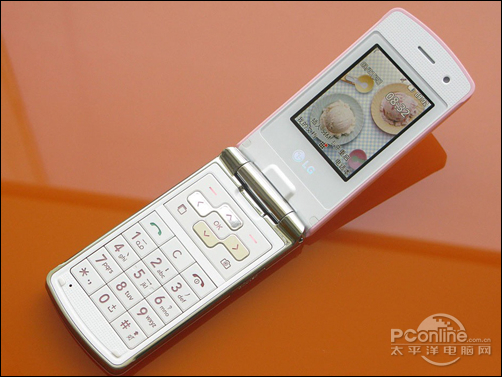 唯美冰激凌lg kf350完美做工翻盖机999元_手机_科技时代_新浪网