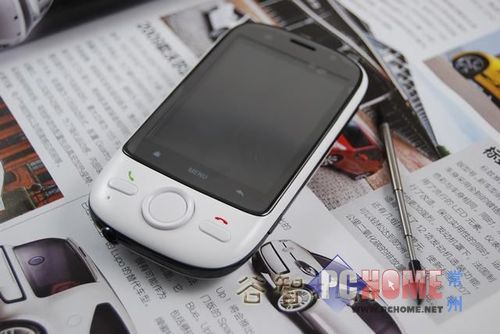 华为u8110采用的是目前最新最稳定的android2.