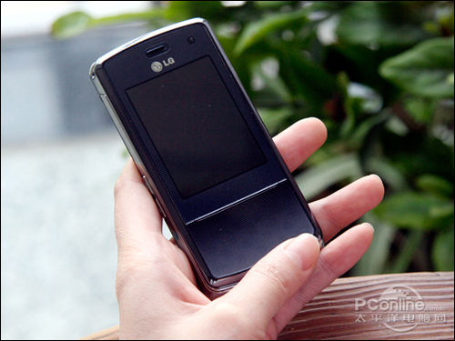 时尚超薄滑盖手机 lg kf510清仓价650元