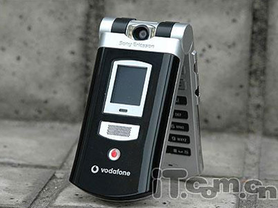 图为:索尼爱立信 v800