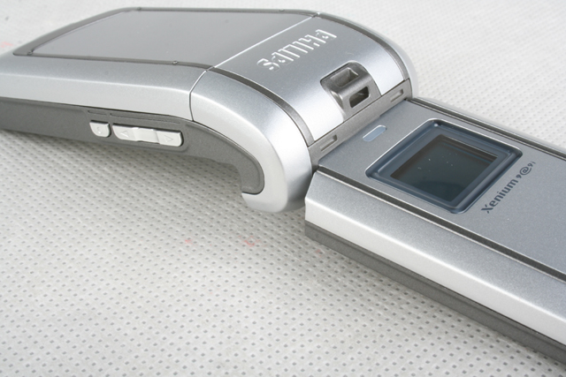 图为:飞利浦 9@9i