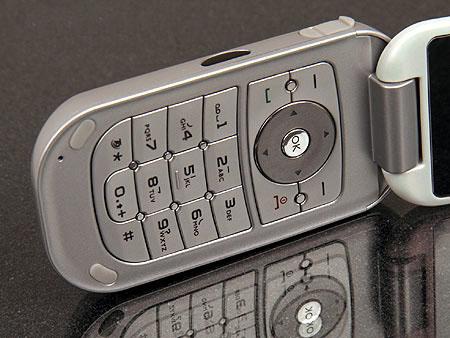 飞利浦 588图片_手机_科技时代_新浪网