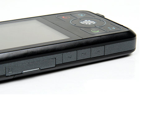 图为摩托罗拉rokre6