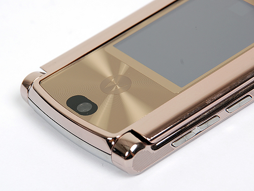 图为摩托罗拉razr2v8