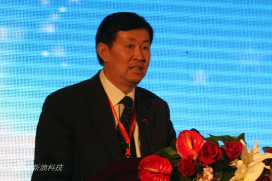 图文:大唐电信总裁曹斌主题演讲