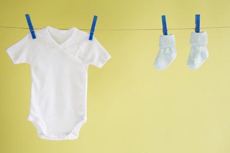 如何给宝宝选择安全的服装