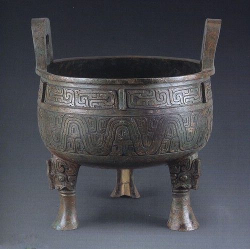 西周晚期环带纹鼎
