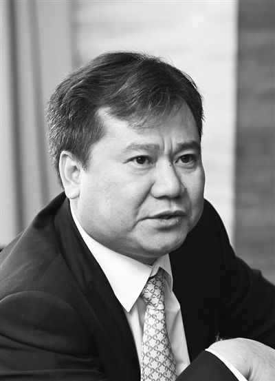 苏宁携手联想称三年要卖三百亿