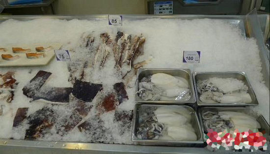 100元人民币在泰国能买啥7斤排骨16顿快餐图