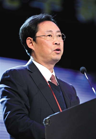 860,0.06,1.03%)前董事长熊维平.图/东方ic久邦数码前总裁张向东.