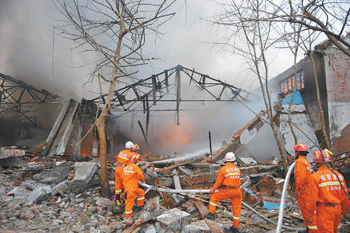 南京爆炸事件挖掘机司机已被公安机关控制