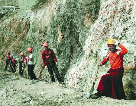 云南铜业集团羊拉铜矿建设纪实(下)