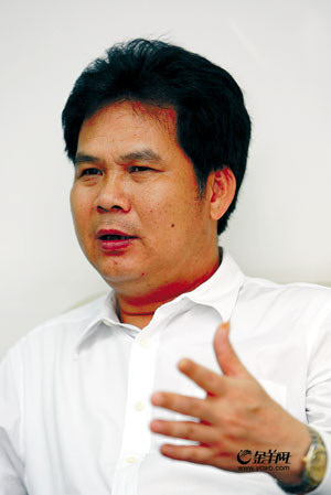 上图:万江区委书记 陈志超文/图记者 韦荪源"万江城市升级最困难的是