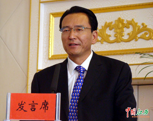 宁夏党委书记陈建国会见网络媒体宁夏行采访团